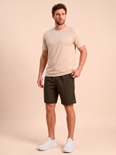 Carregar imagem no visualizador da galeria, Model Front: Uv Line Short For Men / Bermuda Shorts New Fit Masc Brown Upf50+