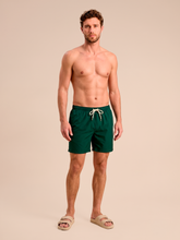 Carregar imagem no visualizador da galeria, Model Front: Uv Line Short For Men / Bermuda Shorts Acqua Boxer Military Green Upf50+