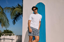 Carregar imagem no visualizador da galeria, Image 05: Uv Line Short For Men / Bermuda Shorts Acqua Boxer Tie Dye Blue Upf50+
