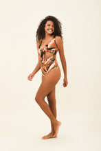 Carregar imagem no visualizador da galeria, Image 03: Uv Line One-Piece Marina Mangara Upf50+
