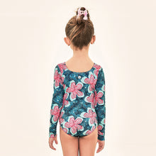 Carregar imagem no visualizador da galeria, Model Back: Uv Line Girl's One-Piece Swimsuit Girl Hibiscus Upf50+