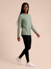 Carregar imagem no visualizador da galeria, Image 03: Uv Line Rash Guard Longsleeve Fem New Fit Mix Grey Upf50+