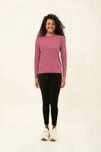 Carregar imagem no visualizador da galeria, Model Front: Uv Line Rash Guard Camiseta Uvpro Br Ml Malva Upf50+