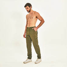 Carregar imagem no visualizador da galeria, Image 02: Uv Line Fitness Bottom Chelsea Verde Militar Upf50+