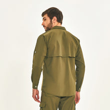 Carregar imagem no visualizador da galeria, Model Back: Uv Line Fitness Top Tenerife Verde Militar Upf50+