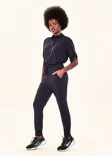 Carregar imagem no visualizador da galeria, Image 02: Uv Line Beach Trousers Pants Fem Basic Black Upf50+
