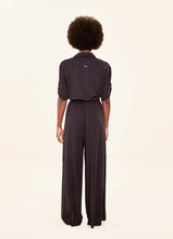 Carregar imagem no visualizador da galeria, Model Back: Uv Line Beach Trousers Pantalona Preto Upf50+
