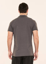Carregar imagem no visualizador da galeria, Model Back: Uv Line T-Shirt For Men T-Shirt Masc Polo Lead Upf50+
