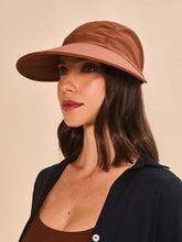 Carregar imagem no visualizador da galeria, Image 02: Uv Line Caps Visor Capri Colors Nac Fem Coniac Upf50+
