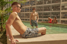 Carregar imagem no visualizador da galeria, Image 12: Uv Line Short For Men / Bermuda Shorts Costela Aco Upf50+
