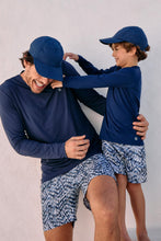 Carregar imagem no visualizador da galeria, Image 08: Uv Line Short For Men / Bermuda Shorts Acqua Boxer Tie Dye Blue Upf50+
