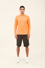Carregar imagem no visualizador da galeria, Model Front: Uv Line Rash Guard Longsleeve Uvpro Masc Orange Upf50+
