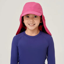 Carregar imagem no visualizador da galeria, Model Front: Uv Line Caps Legionario Teens Pink Upf50+
