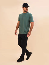 Carregar imagem no visualizador da galeria, Image 05: Uv Line T-Shirt For Men T-Shirt New Fit Textura Masc Verde Jade Upf50+
