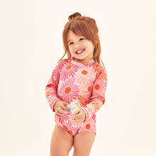 Carregar imagem no visualizador da galeria, Model Front: Uv Line Baby Swimwear Baby Solar Rose Upf50+
