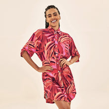 Carregar imagem no visualizador da galeria, Model Front: Uv Line Shirtdress Shirtdress Copacabana Upf50+
