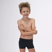 Carregar imagem no visualizador da galeria, Model Front: Uv Line Boy's Swimwear Trunks Kids F Inf Black Upf50+
