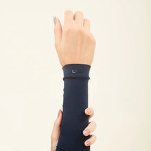 Carregar imagem no visualizador da galeria, Image 05: Uv Line Glove Sun-Protection Sleeve Navy Upf50+
