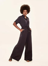 Carregar imagem no visualizador da galeria, Image 04: Uv Line Beach Trousers Pantalona Preto Upf50+
