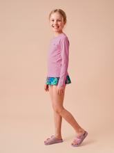 Carregar imagem no visualizador da galeria, Image 03: Uv Line Rash Guard Longsleeve Uvpro Kids Rose Upf50+
