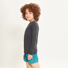 Carregar imagem no visualizador da galeria, Image 02: Uv Line Rash Guard Longsleeve Uvpro Kids Preto Upf50+
