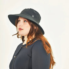 Carregar imagem no visualizador da galeria, Image 03: Uv Line Floppy Hat Hat Lyon Nac L Fem Black Upf50+
