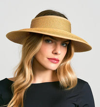 Carregar imagem no visualizador da galeria, Model Front: Uv Line Visor Visor Siena Imp Fem Wheat Upf50+
