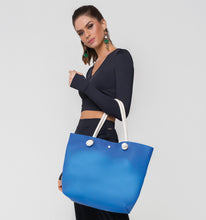 Carregar imagem no visualizador da galeria, Image 02: Uv Line Beach Bag Silicone Bag Bic Azul
