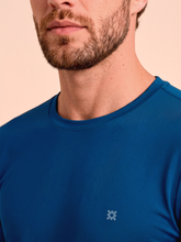 Carregar imagem no visualizador da galeria, Image 04: Uv Line Rash Guard Longsleeve Uvpro Masc Cobalt Upf50+
