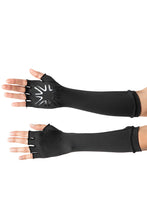 Carregar imagem no visualizador da galeria, Model Front: Uv Line Glove Long Gloves Uni Black Upf50+
