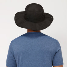 Carregar imagem no visualizador da galeria, Model Back: Uv Line Floppy Hat Safari Preto Upf50+
