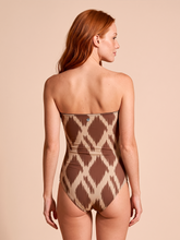 Carregar imagem no visualizador da galeria, Model Back: Uv Line One-Piece Swimsuit Bandeau Diamond Upf50+
