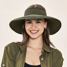 Carregar imagem no visualizador da galeria, Model Front: Uv Line Visor Visor Siena Imp Fem Militar Green Upf50+
