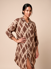 Carregar imagem no visualizador da galeria, Gallery: Uv Line Shirtdress Shirtdress Ipanema Diamond Upf50+
