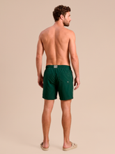 Carregar imagem no visualizador da galeria, Model Back: Uv Line Short For Men / Bermuda Shorts Acqua Boxer Military Green Upf50+
