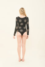Carregar imagem no visualizador da galeria, Model Back: Uv Line One-Piece Marina Shine Preto Malva

