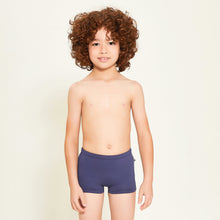 Carregar imagem no visualizador da galeria, Model Front: Uv Line Boy's Swimwear Trunks Kids F Inf Navy Blue Upf50+
