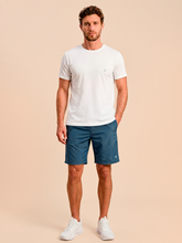 Carregar imagem no visualizador da galeria, Model Front: Uv Line Short For Men / Bermuda Shorts New Fit Masc Steel Upf50+

