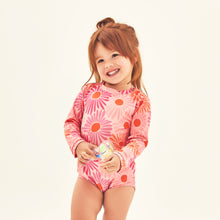 Carregar imagem no visualizador da galeria, Model Front: Uv Line Baby Swimwear Baby Solar Rose Upf50+
