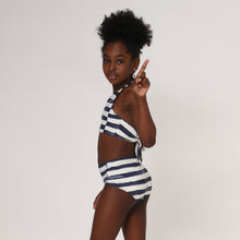 Carregar imagem no visualizador da galeria, Model Back: Uv Line Girl&#39;s Two-Piece Bikini Set Listras Upf50+
