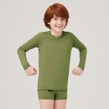 Carregar imagem no visualizador da galeria, Image 02: Uv Line Rash Guard Longsleeve Uvrpo Inf Verde Militar Upf50+

