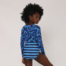 Carregar imagem no visualizador da galeria, Model Back: Uv Line Girl&#39;s Two-Piece Maio Marina Teen Oceano Upf50+

