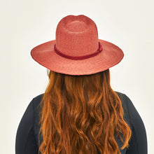 Carregar imagem no visualizador da galeria, Model Back: Uv Line Floppy Hat Saint Germain Ferrugem Upf50+

