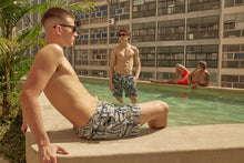 Carregar imagem no visualizador da galeria, Image 12: Uv Line Short For Men / Bermuda Shorts Costela Aco Upf50+
