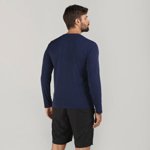 Model Back: Uv Line Fitness Top Sport Fit Mas Ml Marinho Upf50+