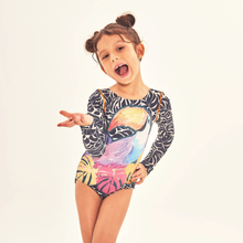 Carregar imagem no visualizador da galeria, Model Front: Uv Line Girl&#39;s One-Piece Swimsuit Girl Tucano Upf50+
